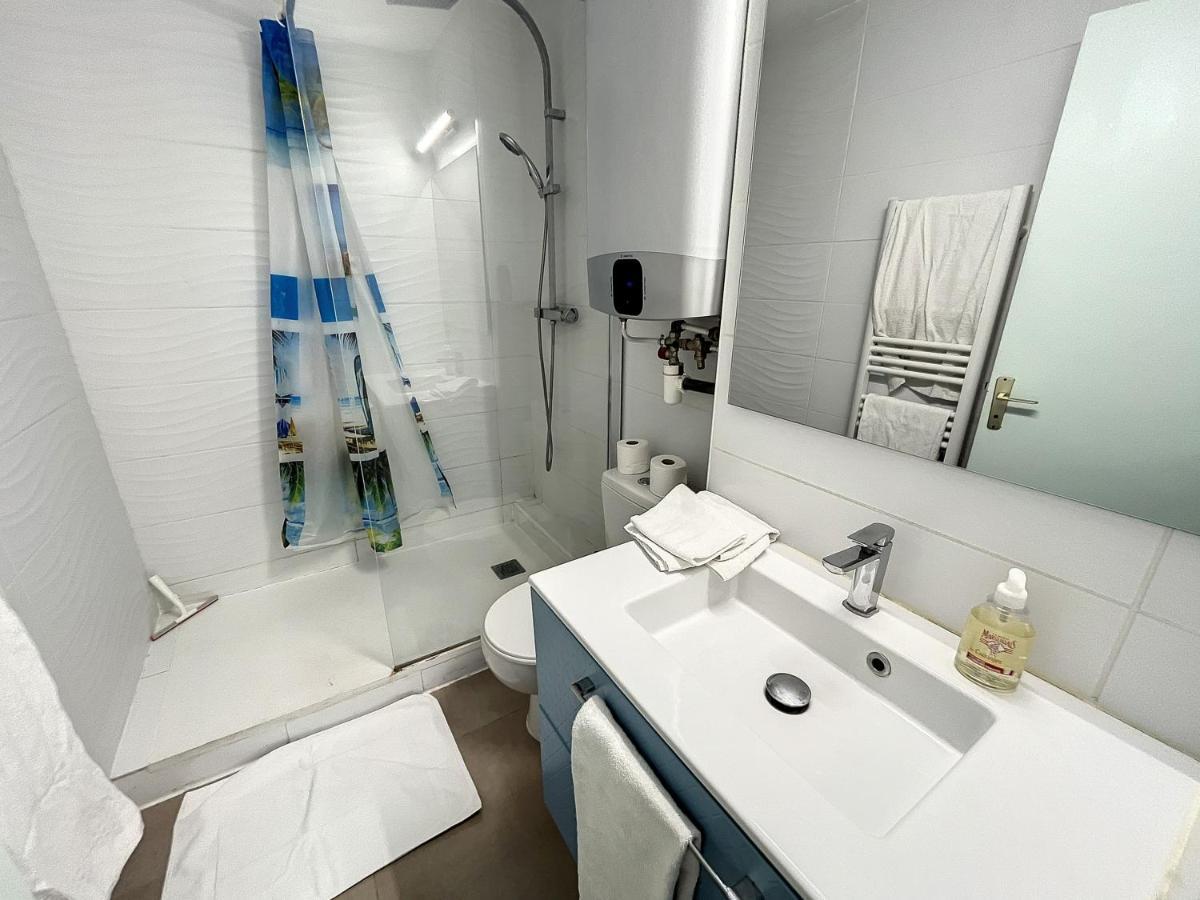 Studio With Beautiful Sea View And Direct Beach Access Cannes Eksteriør billede